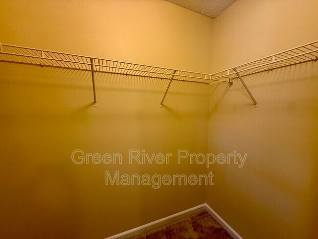 Building Photo - 8716 Canopy Oaks Dr
