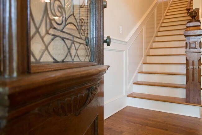 Building Photo - 1119 Belleaire Cir