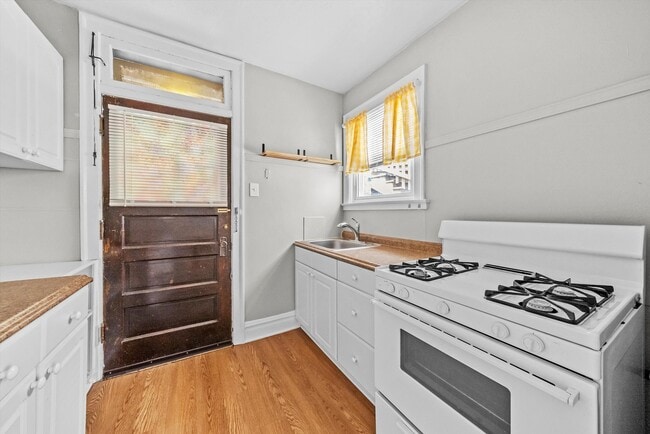 Building Photo - 6815 21st St