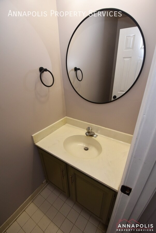 Building Photo - 418 Crane's Roost Ct