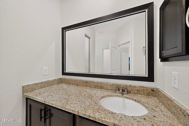 Building Photo - 12621 Cono Norte Dr