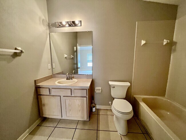 Building Photo - 3506 High Hampton Cir