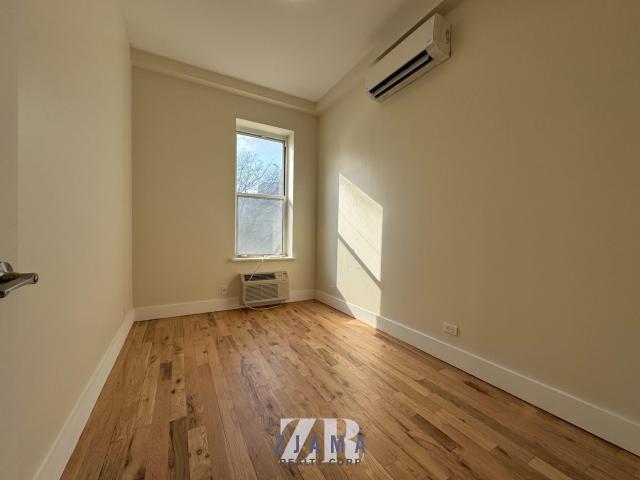 Building Photo - 2 bedroom in Brooklyn NY 11226