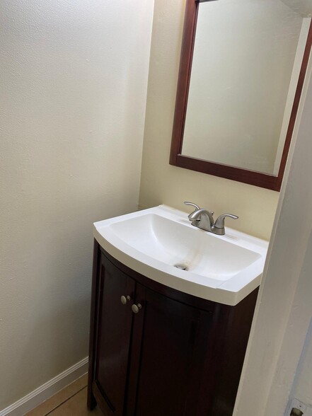 1/2 bath downstairs - 4223 Weymouth Ln