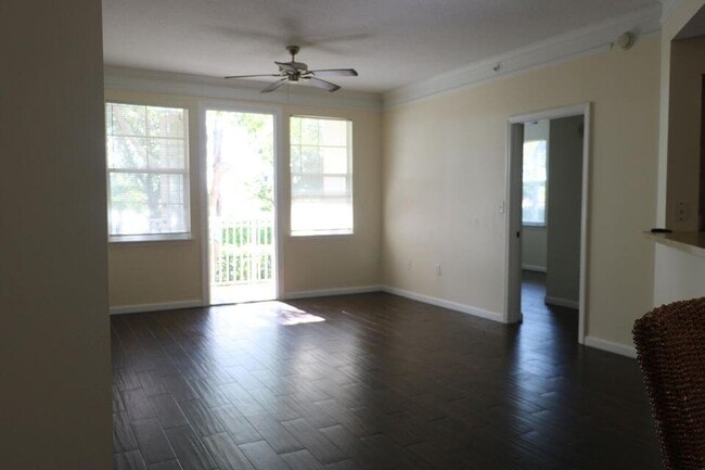 Building Photo - 9825 Baywinds Blvd