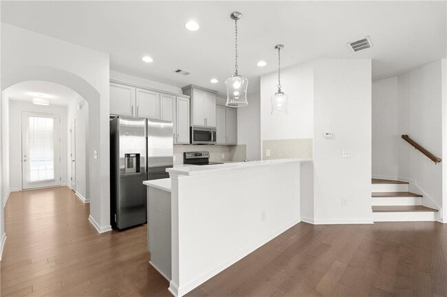 Building Photo - 2212 Triple Crown Ln