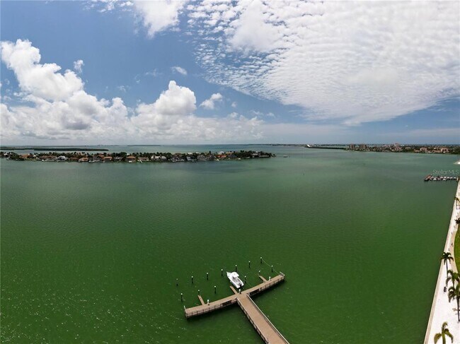 Building Photo - 5108 Brittany Dr S