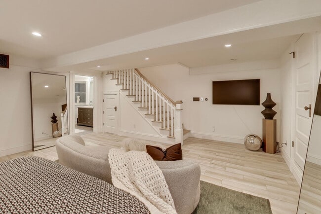 Building Photo - 2274 Fulton St