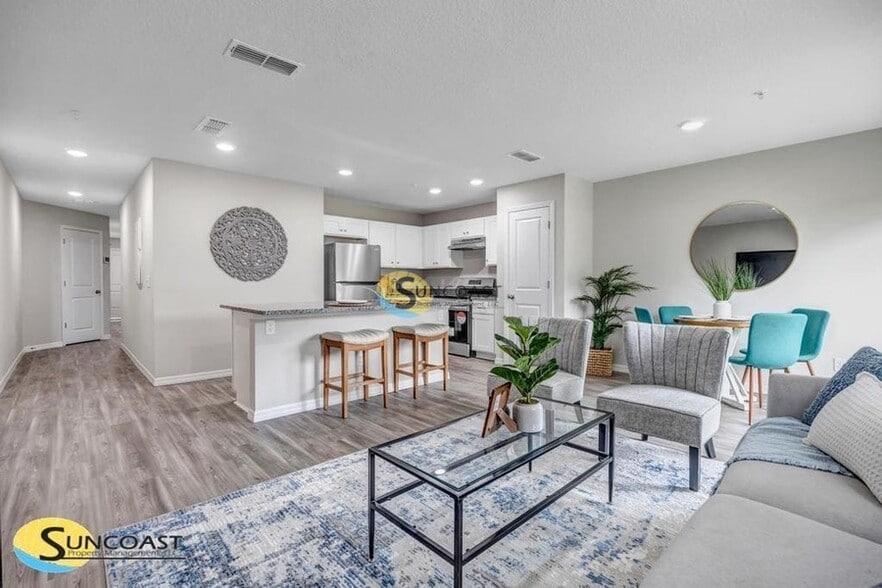 Building Photo - 9532 Hood Rd