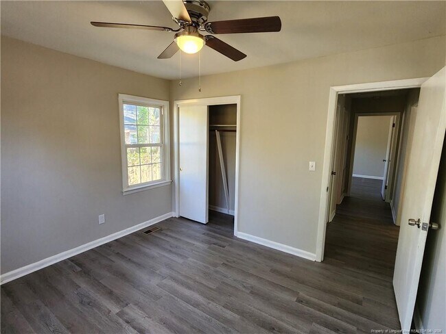 Building Photo - 1108 Norwood St