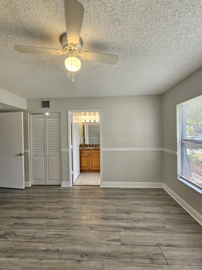 Building Photo - 1700 Windorah Way