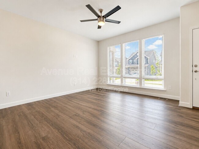 Building Photo - 36 Pheasant Ln