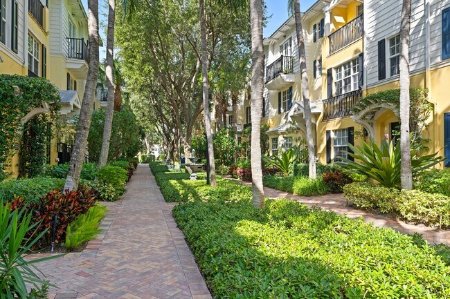 Building Photo - 1970 S Dixie Hwy