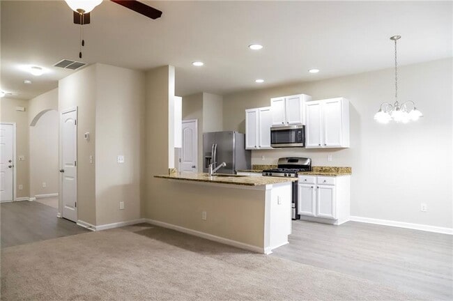 Building Photo - 5817 Grande River Rd