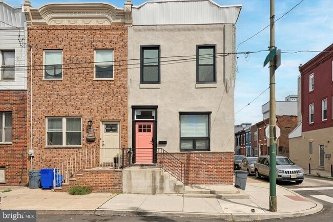 Building Photo - 1625 S 22nd St