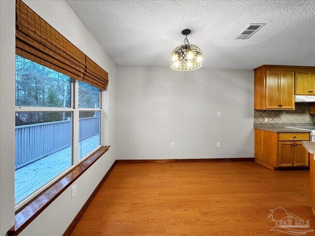 Building Photo - 1427 Big Coldwater Creek Rd