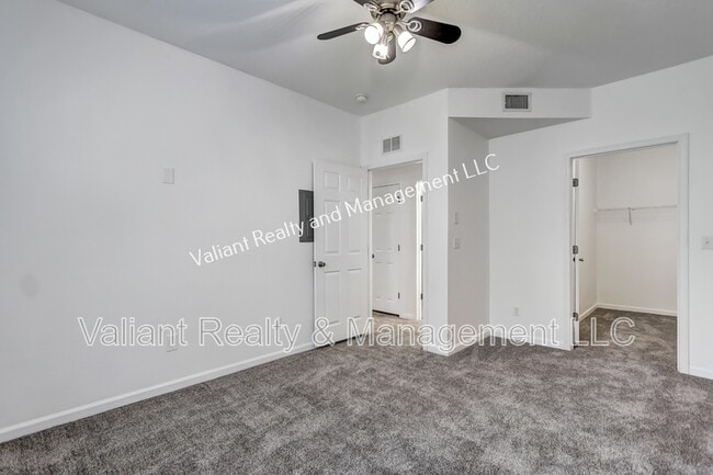 Building Photo - 575 Oakleaf Plantation Pkwy