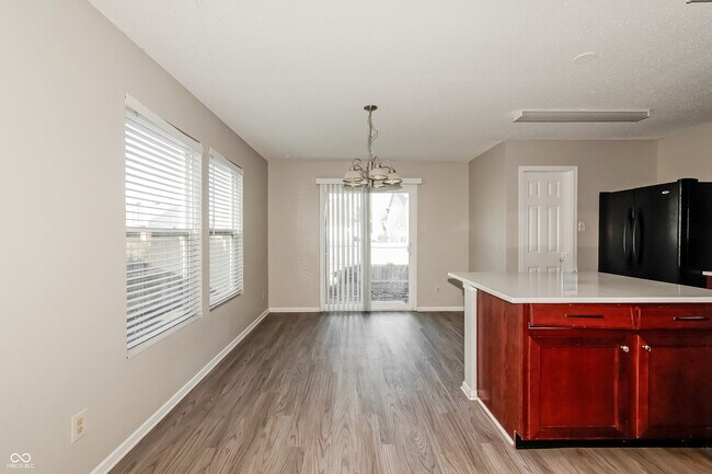 Building Photo - 673 Indigo Ct