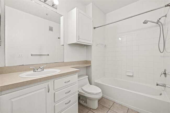 Building Photo - 5519 Legacy Crescent Pl