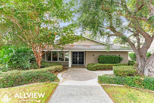 Building Photo - Two-Story Gem in Huntington Beach - Modern Upgrades & Private Outdoor Space