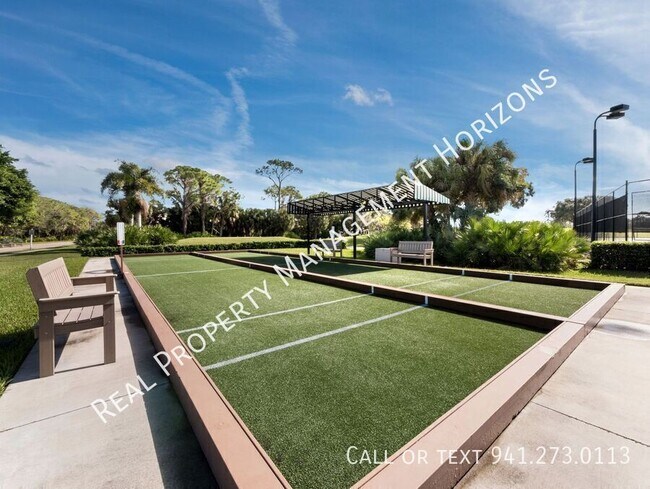 Building Photo - 8737 Pebble Creek Ln