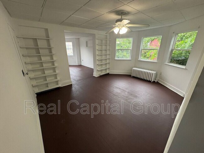 Building Photo - 1345 3rd St