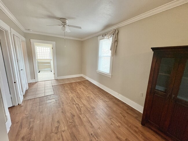 Building Photo - 798 Valley Rd