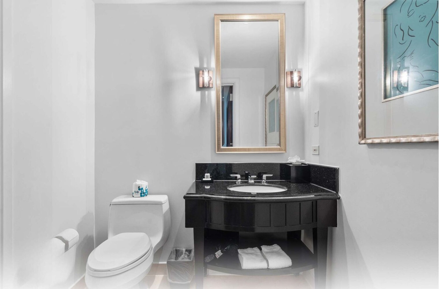 Building Photo - 4391 Collins Ave