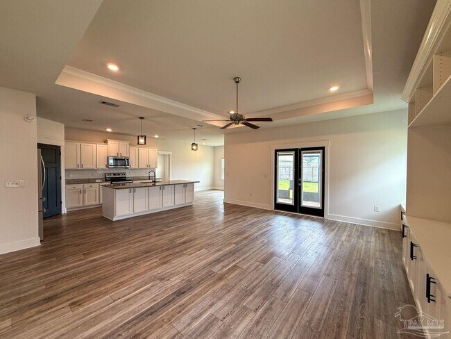 Building Photo - 6169 Jenks Dr