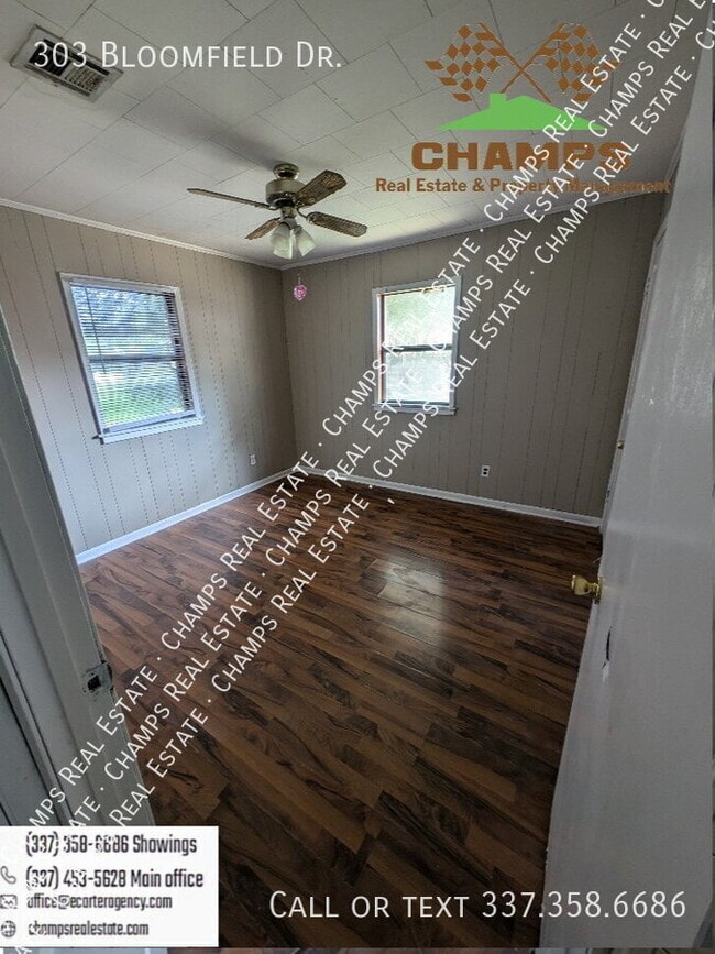 Building Photo - 303 Bloomfield Dr