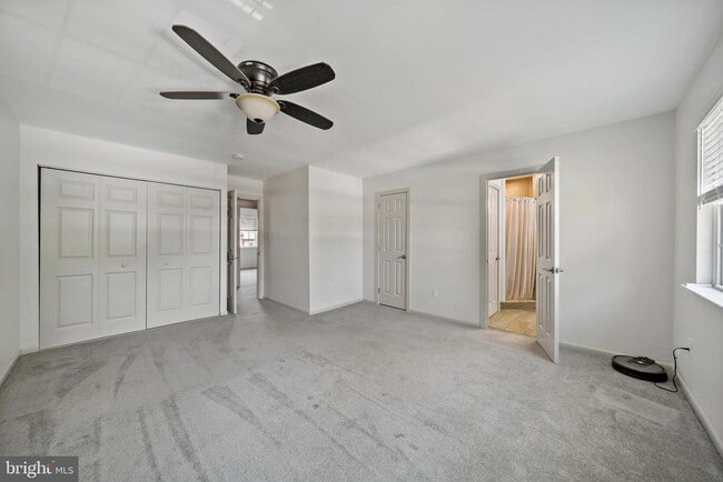 Building Photo - 172 Kenton Dr
