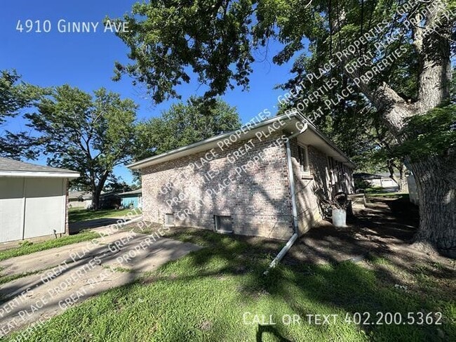Building Photo - 4910 Ginny Ave