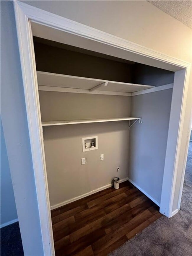 Building Photo - 412-416 N 35th