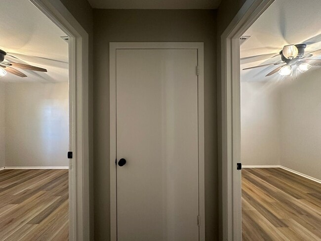 Building Photo - Coming Soon- 3 Bedroom 2 Bath in Whitehouse!