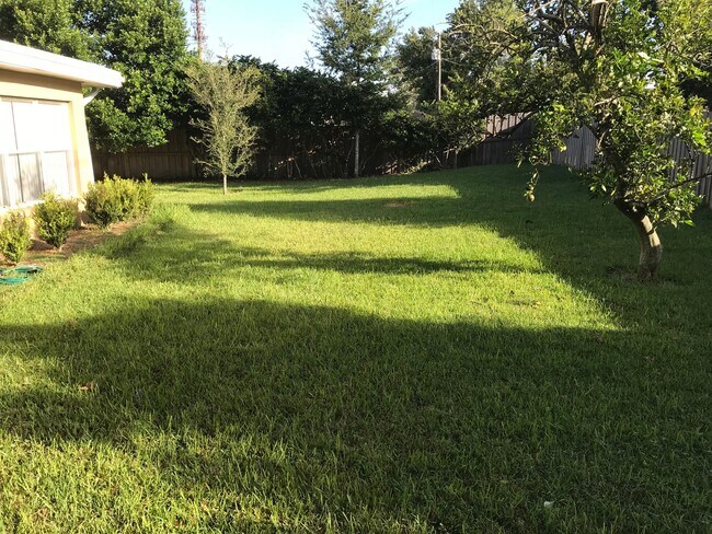 Building Photo - UPDATED 3/2 Home In Downtown/Conway Area! ...