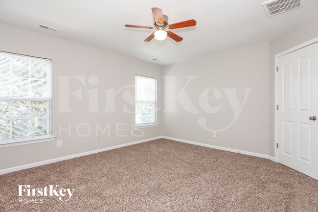 Building Photo - 7411 Mary Jo Helms Dr