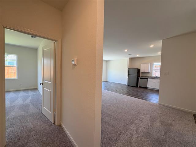Building Photo - 4920 Weymouth Dr