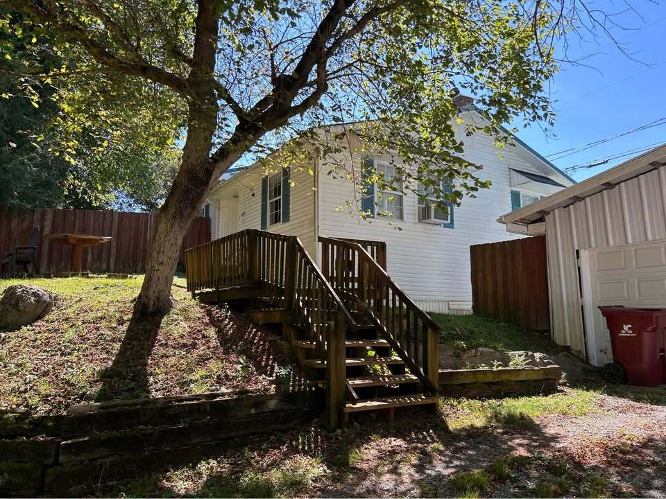 Building Photo - 2819 McKinley Rd