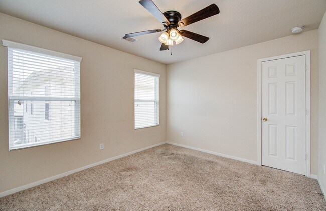 Building Photo - 23714 Legacy Oak St