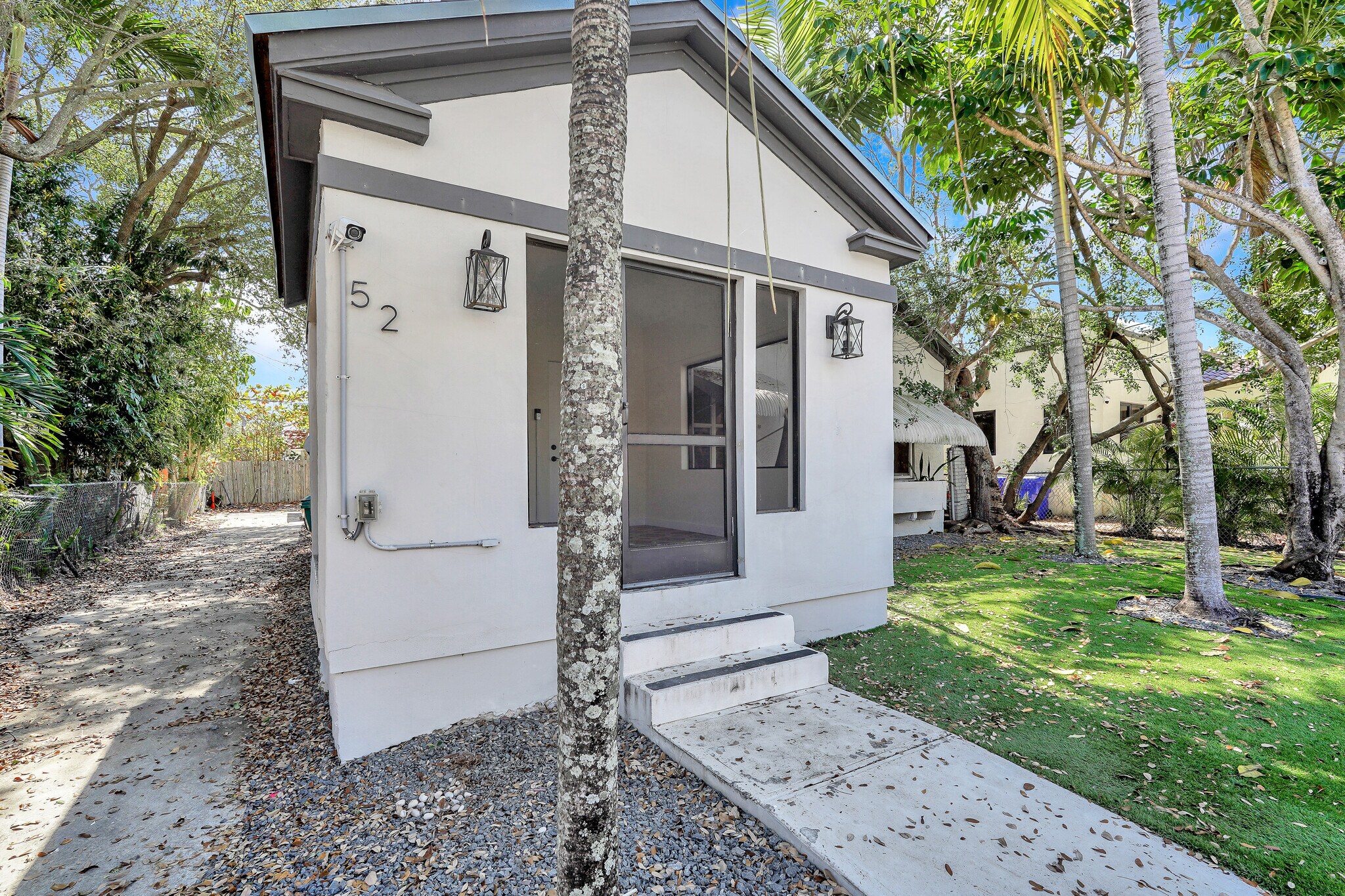 Building Photo - 52 NW 47th Ter