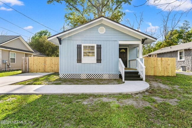 Primary Photo - 750 Saranac St