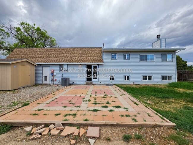 Building Photo - 3045-E 1/4 E 1/4 Rd