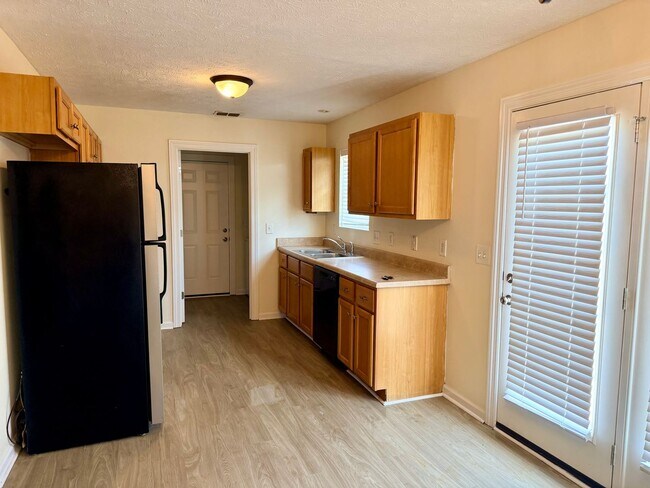 Building Photo - 1516 Destiny Dr