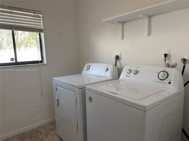 Building Photo - 13425 NW 10th St