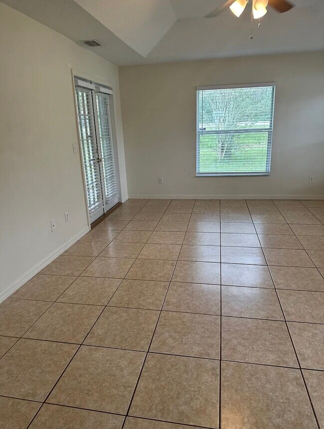 Building Photo - 23 Reidsville Dr