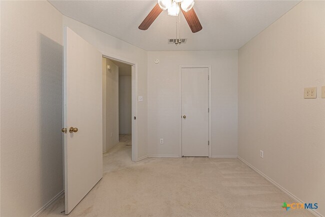 Building Photo - 4409 Bowles Dr