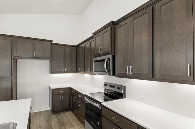 Building Photo - 1117 Yaupon Holly Dr