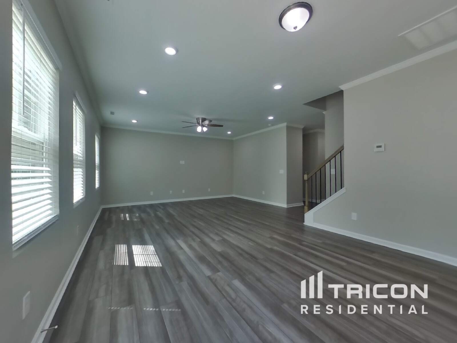 Building Photo - 449 Willard Wds Dr