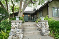 Building Photo - COMING SOON!!! BEAUTIFUL HISTORIC HOME LOC...