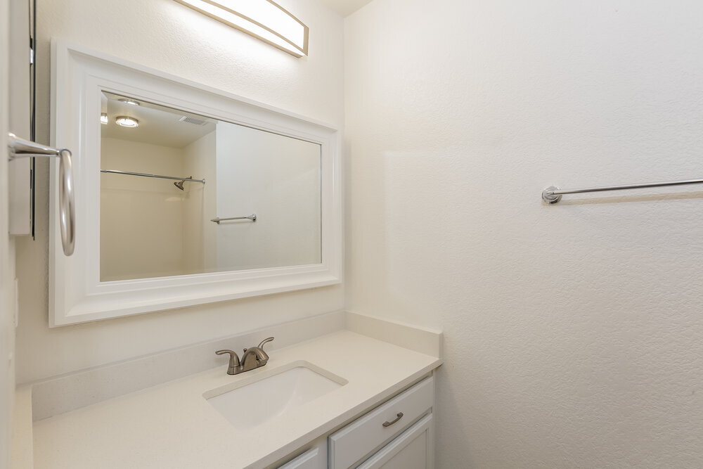 Building Photo - 4072 E Mica Rd